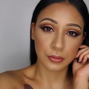 Meet your Posher, Graciela